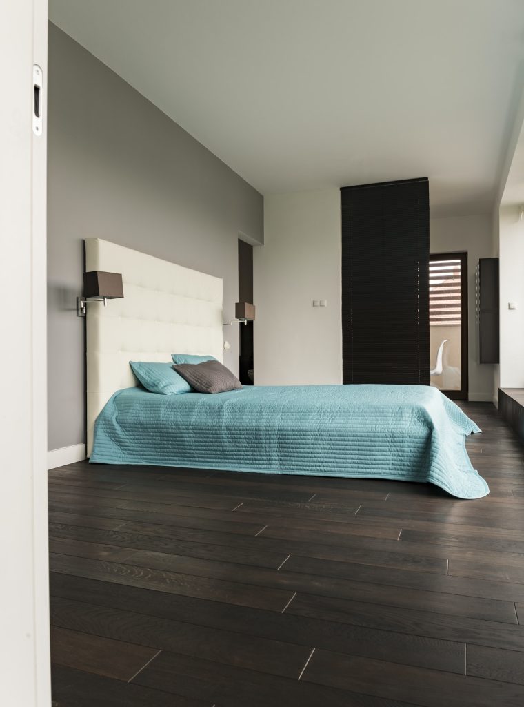 bedroom-with-wooden-floor.jpg